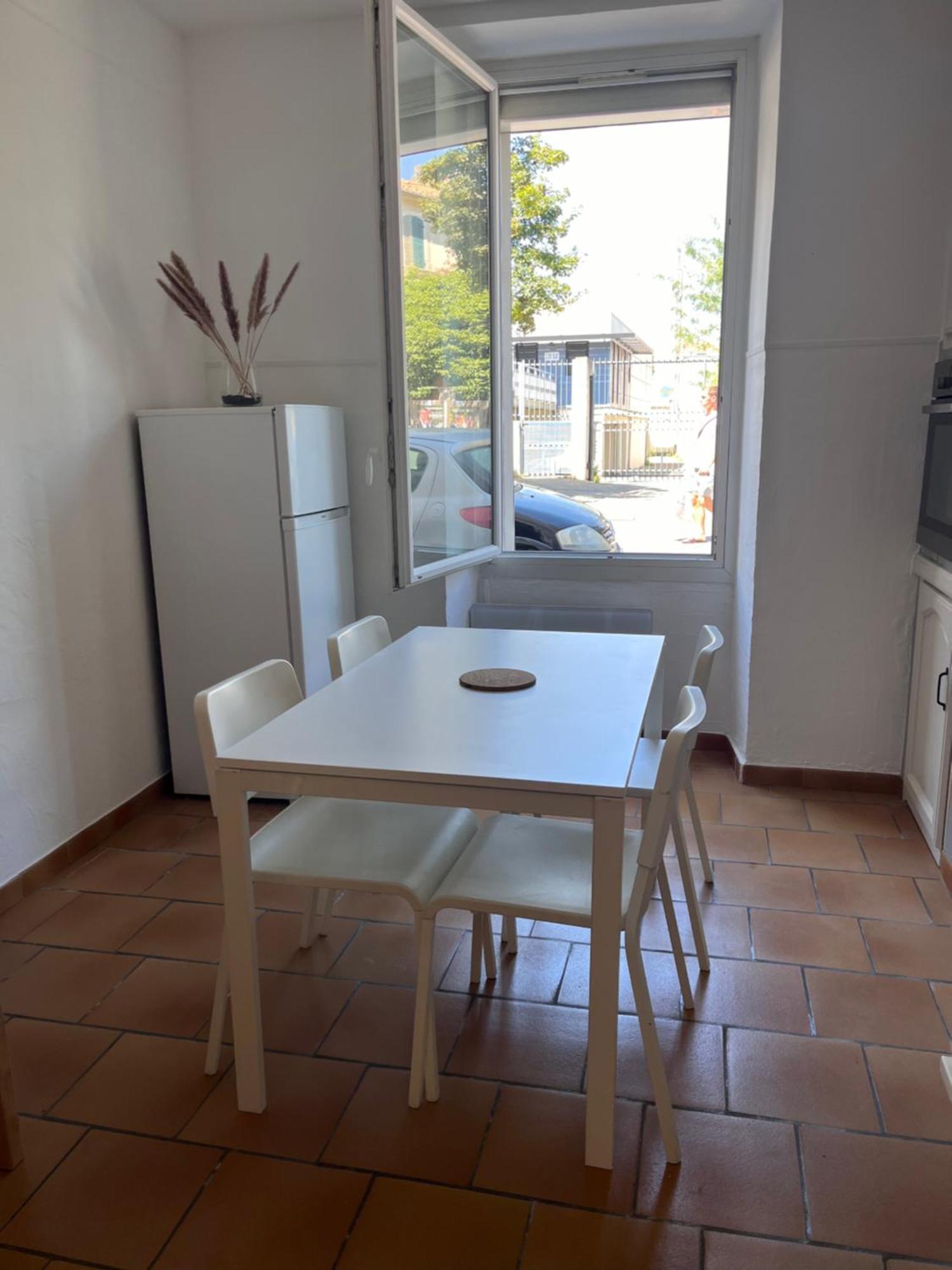 Charmant T2 En Plein Centre Ville De Cavaillon Eksteriør bilde